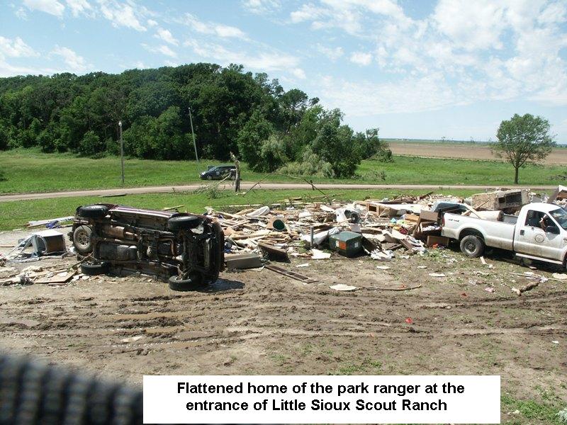 June112008IowaBoyScoutCamptornado